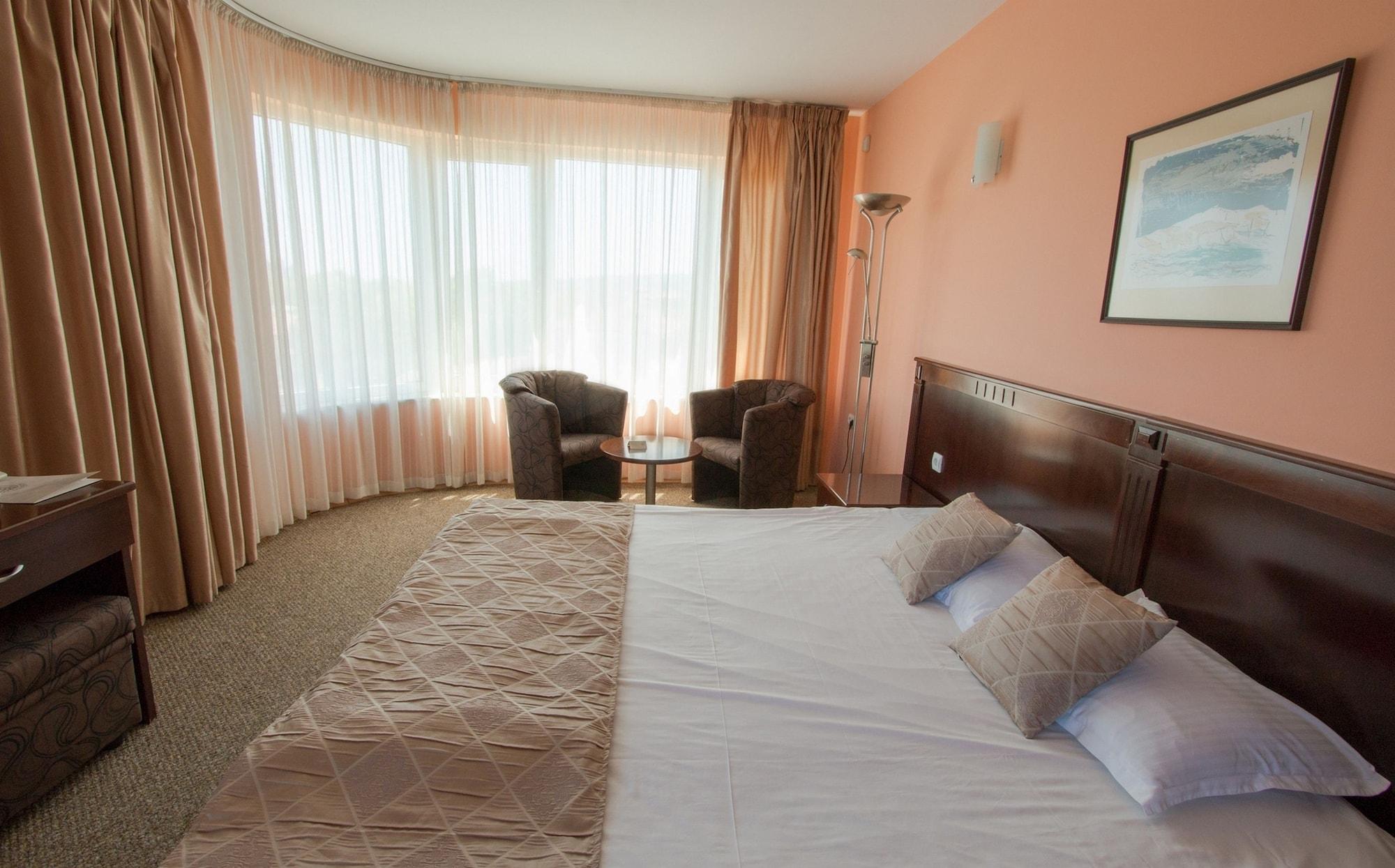 Hotel Divesta - Self Check In Varna Exterior photo